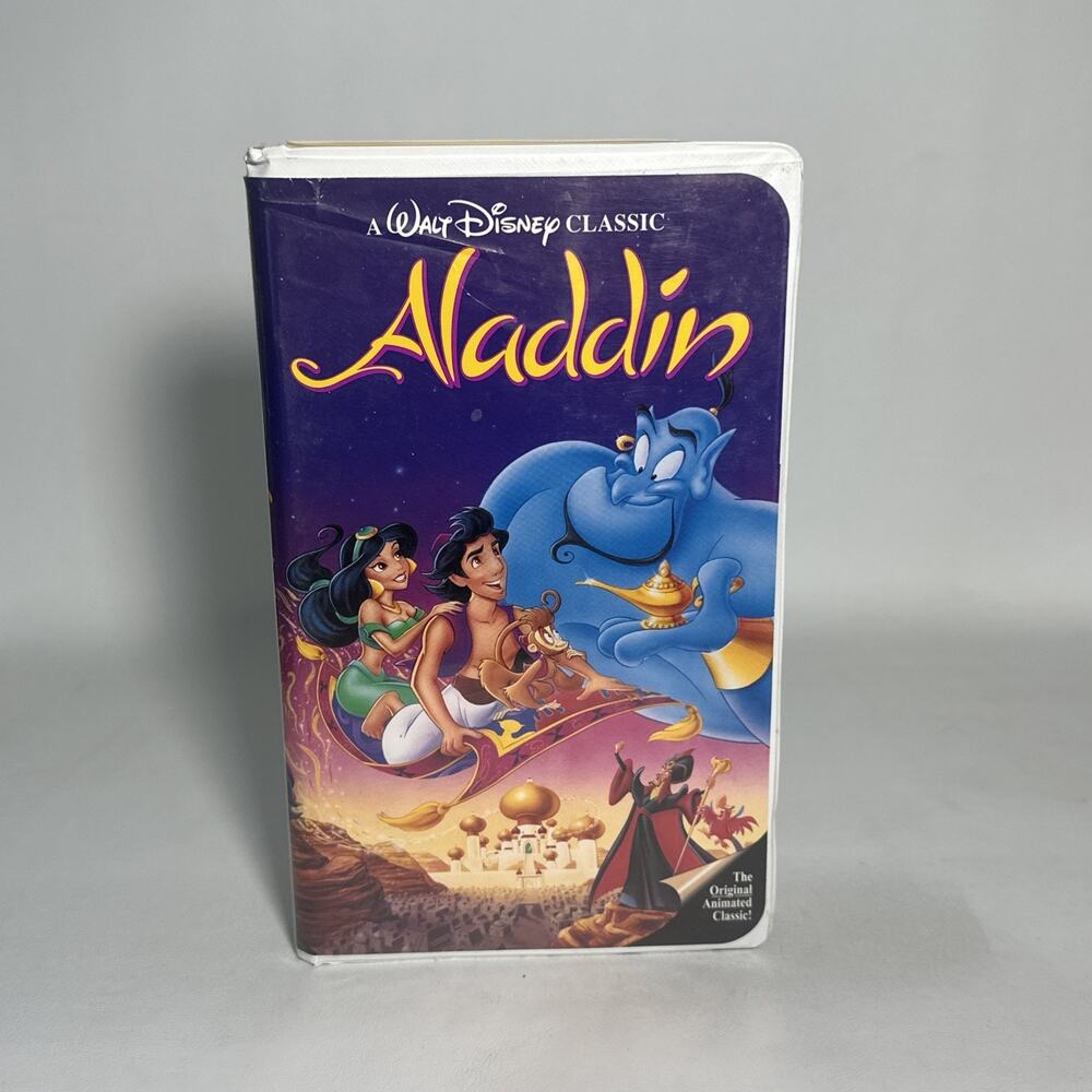Aladdin Movie VHS 1992 Disney Clamshell Vintage Black Diamond Rare